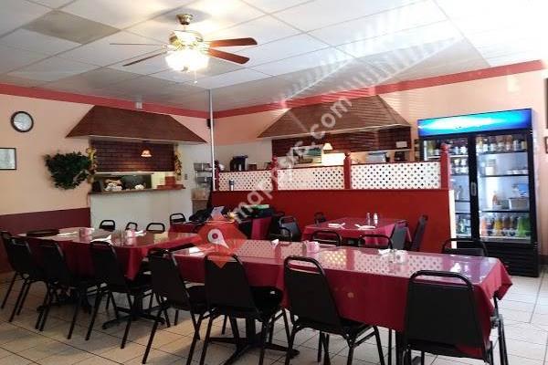 La Familia Mexican Restaurant • Authentic 