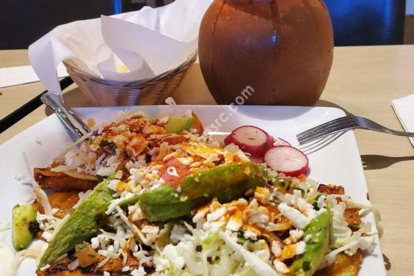 La Parrilla Mexican Restaurant & Bar