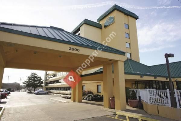 La Quinta Inn & Suites Virginia Beach