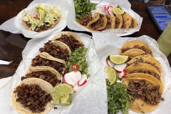 La Salsa Verde Taqueria