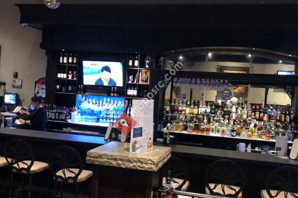 La Taverna Cocktail Lounge