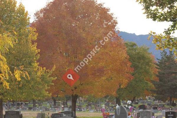 Lakeside Cemetery