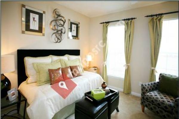 Lakeside Vista Apartments