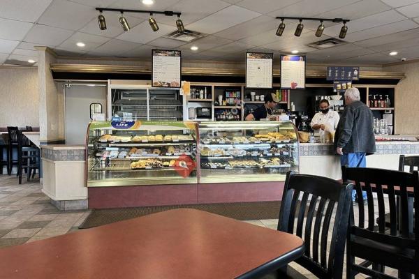 LaMar's Donuts and Coffee