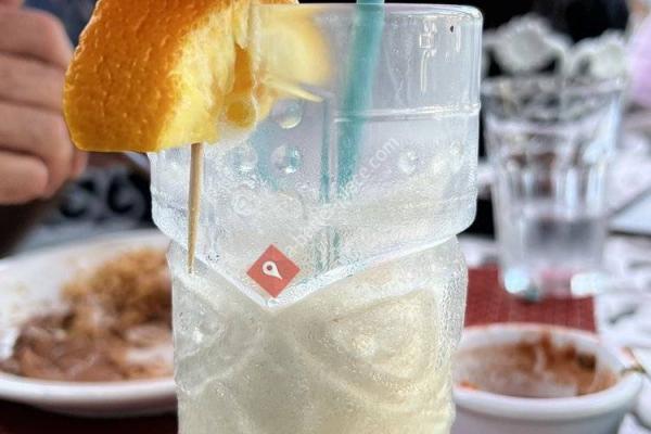 Las Guitarras Restaurant