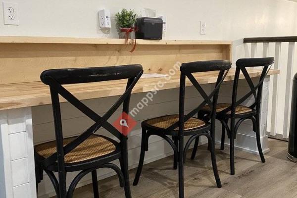 Lazy Labrador Coffee House