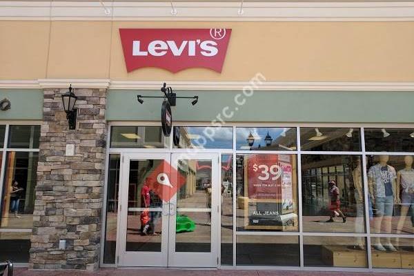 Levi's Outlet Store at Shoppes at Bluegrass