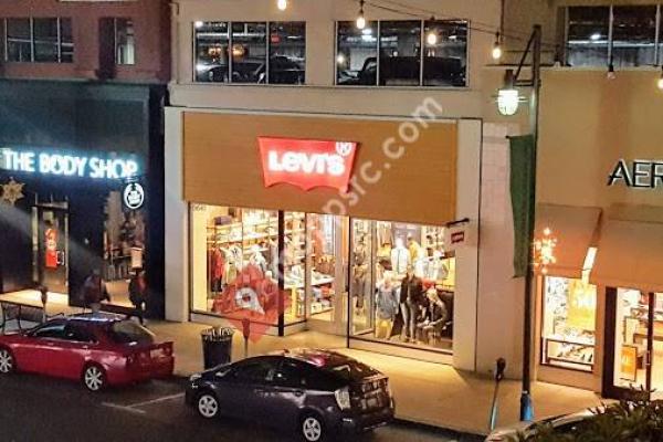 Levi's Store at Bay Street Emeryville