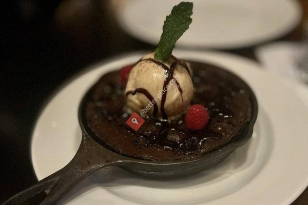 Little Alley Steakhouse