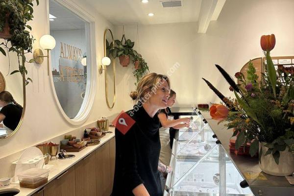 Little Fox Cups & Cones