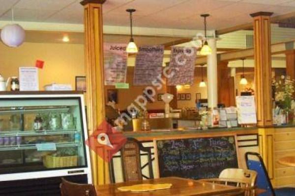 Local Flavors Market and Cafe