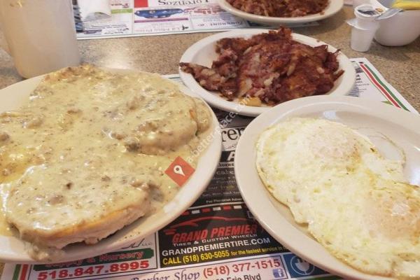 Lorenzo's Italian Cafe