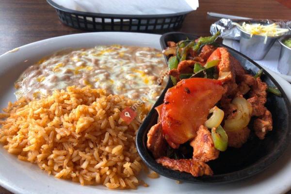 Luna Azteca Mexican Grill