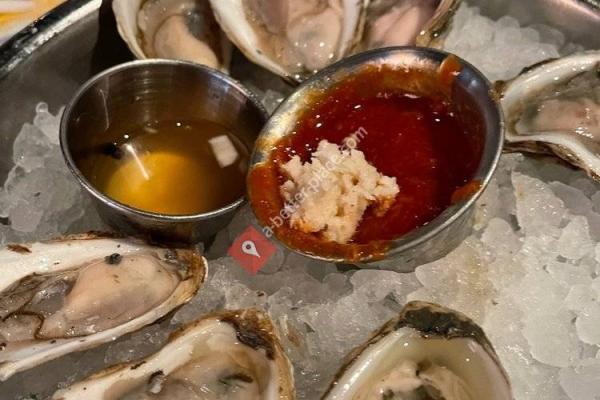 Mancy's Bluewater Grille