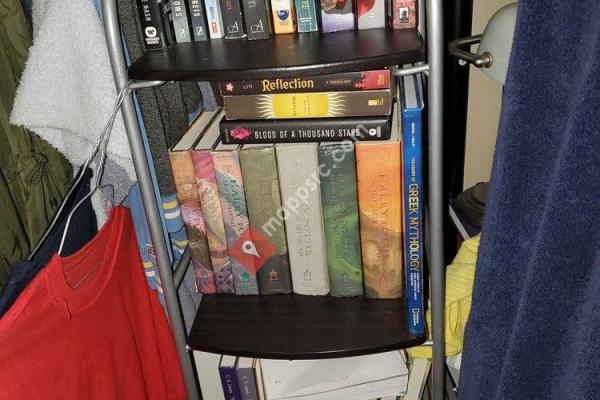 Mark Twain Neighborhood Library