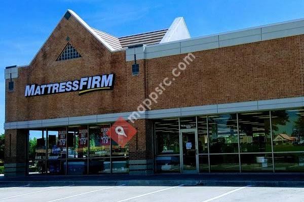 Mattress Firm MacArthur & LBJ