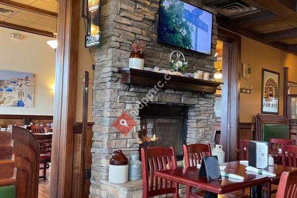 Mavis Winkles Irish Pub