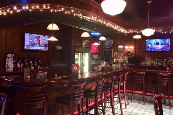 Max's Classic American Grill & Sports Bar