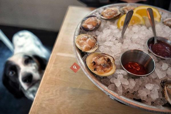 Mermaid Oyster Bar