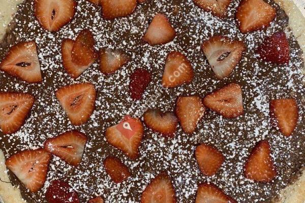 Mezzaluna Pizzeria & Restaurant