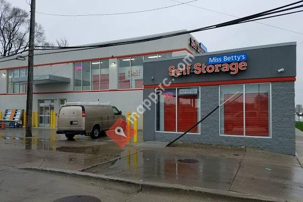 Miss Betty's Self Storage