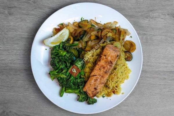 Mist -N- Smoke Lounge