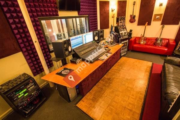 Moondog Studios