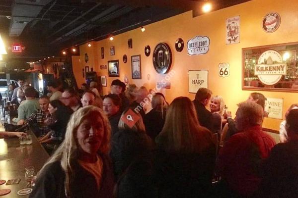 Mooney's Irish Pub & Restaurant