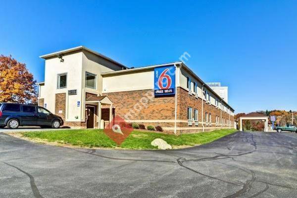 Motel 6 Pittsburgh Airport