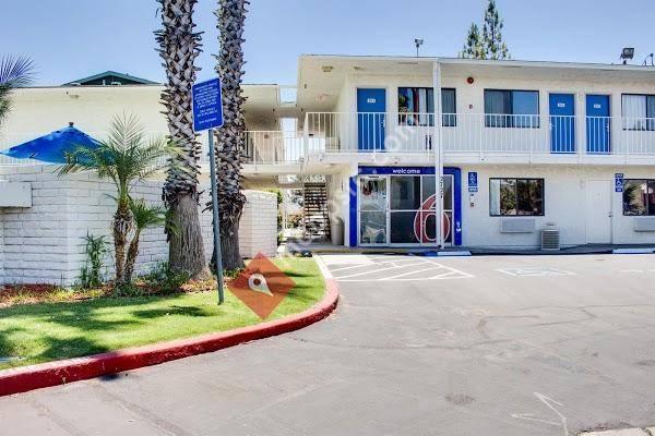 Motel 6 Bakersfield South