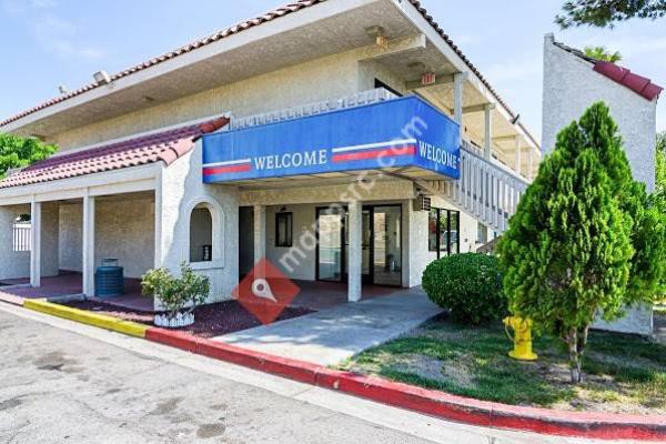 Motel 6 Barstow