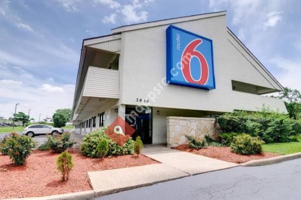 Motel 6 Kansas City MO