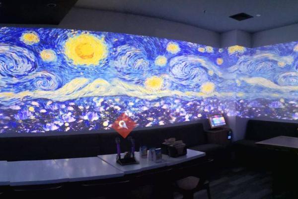 Moxie Lounge & Karaoke