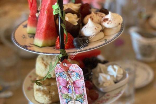 Muir's Tea Room & Gift Shop