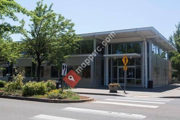 Multnomah County Library - Woodstock