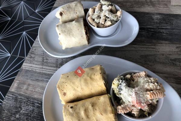 Muscle Maker Grill - Houston