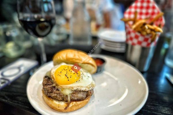 Mussel and Burger Bar Downtown