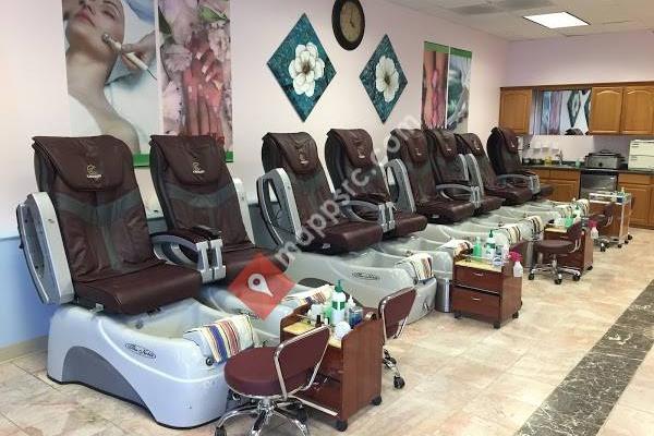 Novel Nail Hair Spa