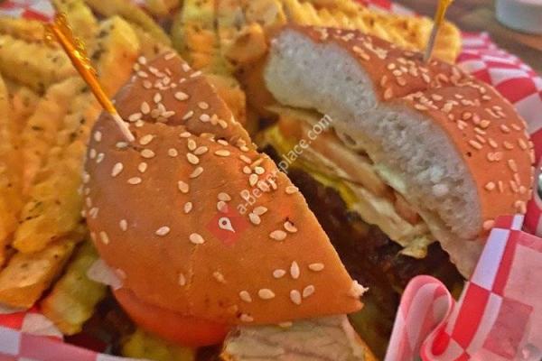 Nu-Way Restaurant & Lounge