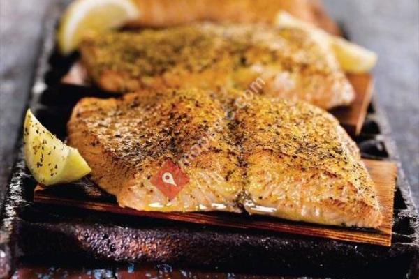 O'Charley's Restaurant & Bar