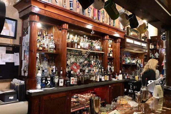 O'Huids Gaelic Pub