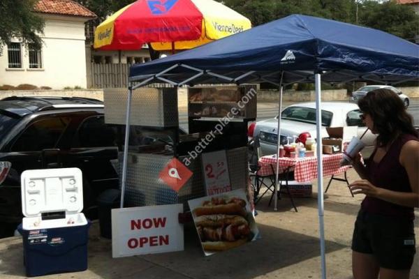 Omar's Hot dogs