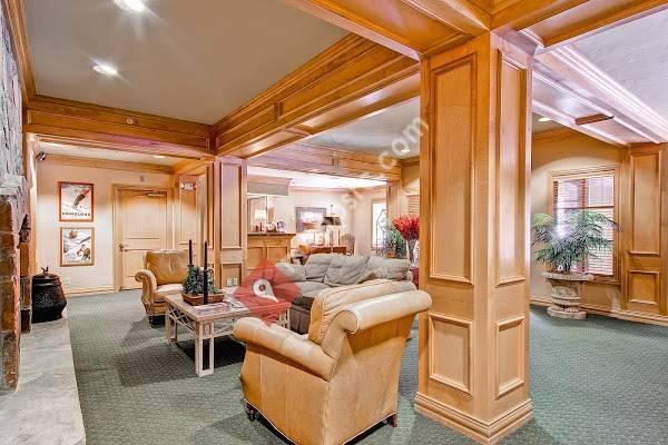 Oxford Court by Beaver Creek Mountain Lodging