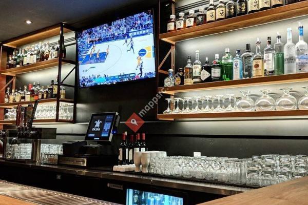 Pa'ina Lounge & Restaurant