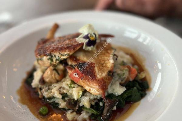 Paon Restaurant & Wine Bar