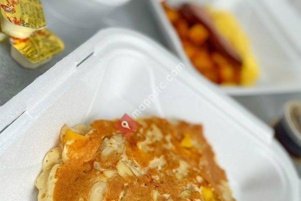 Peach's - Manatee Avenue