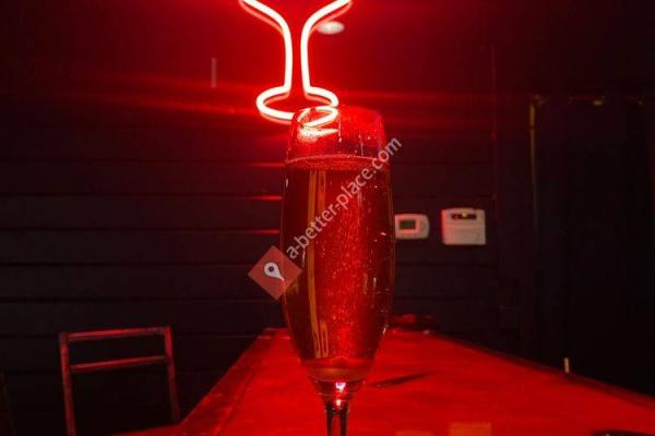 Pinky's Champagne Room And Velvet Jazz Lounge