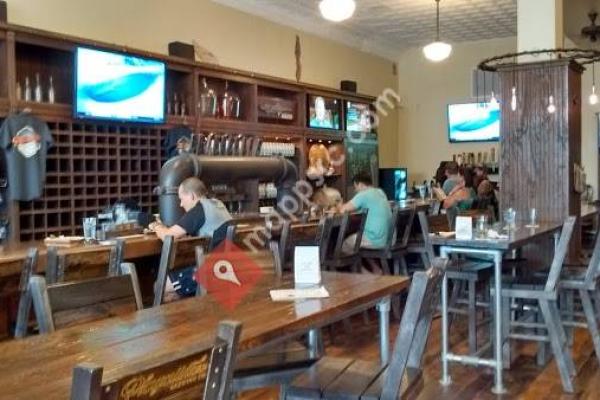 Playalinda Brewing Company - Hardware Store