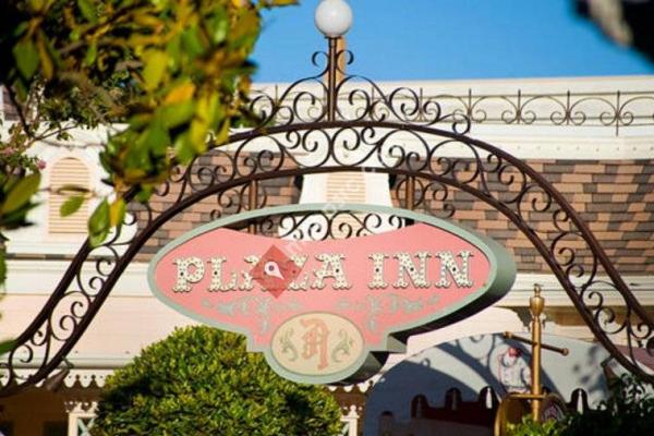 Plaza Inn