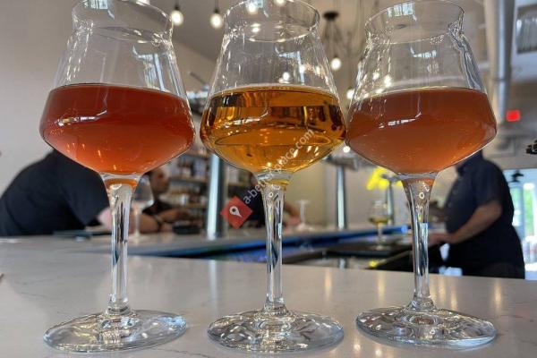 Pomme Cider Shop & Tap Room